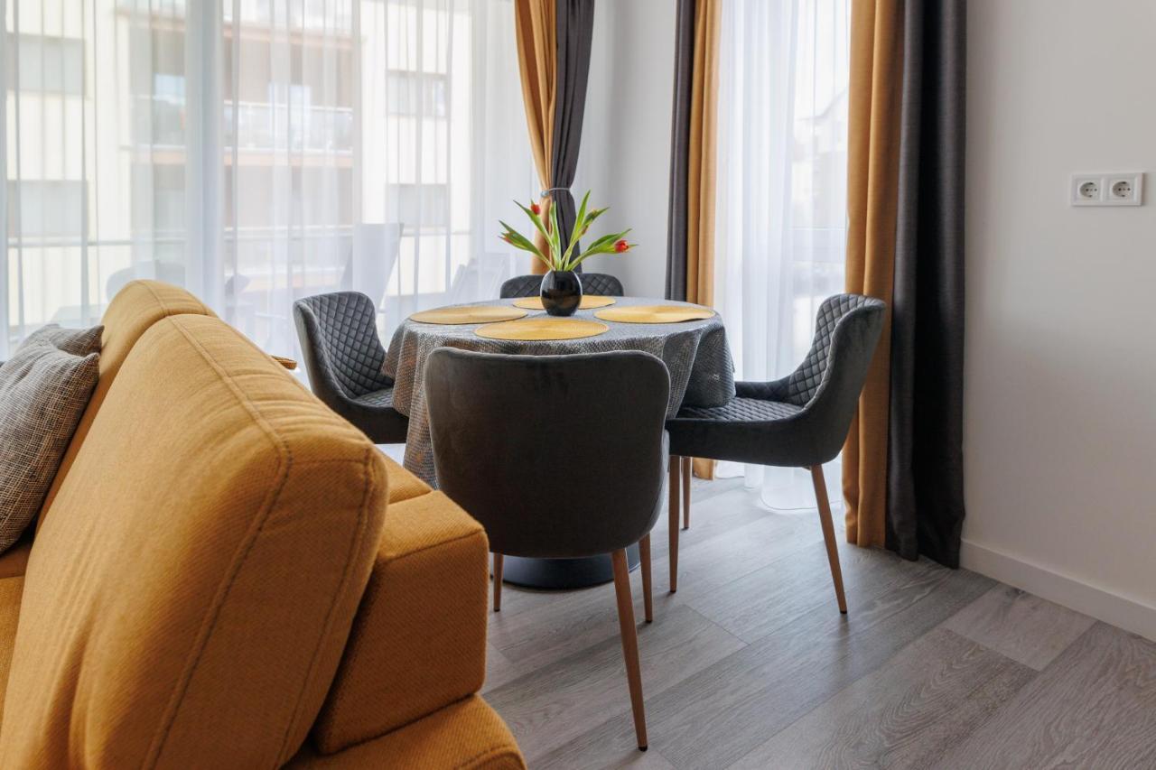 Villa Bauhaus Wellness Apartman Сиофок Екстериор снимка